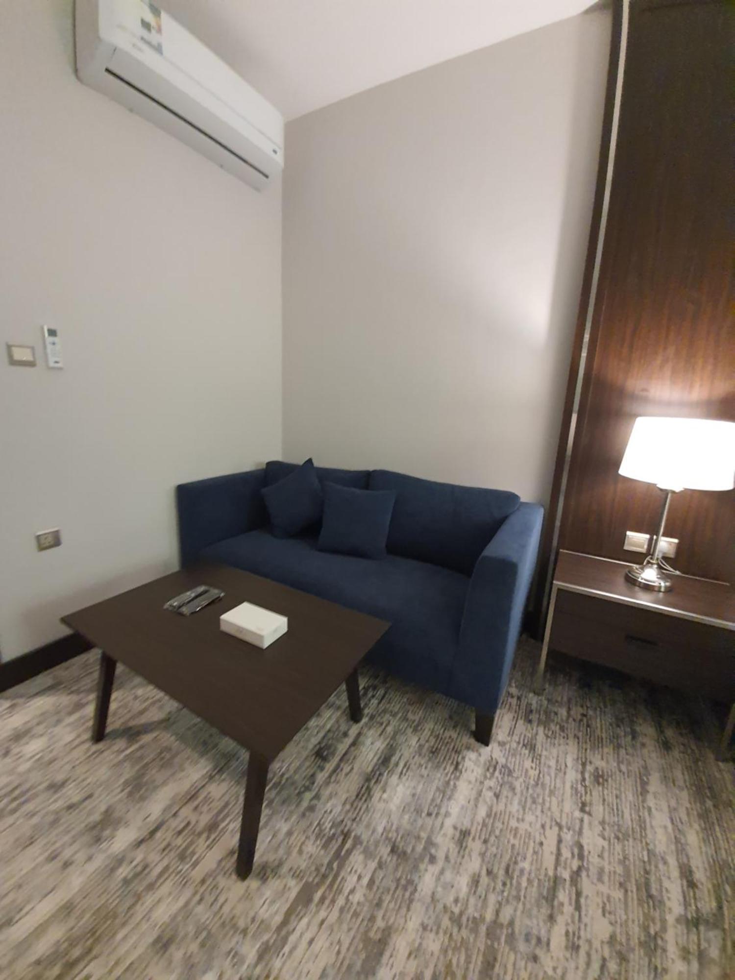 Lily Hotel Suite Mubarraz Al-Hofuf Habitación foto